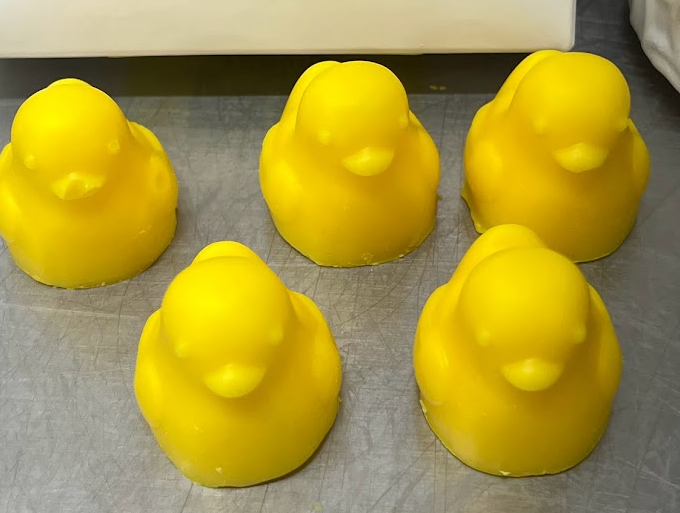 RUBBER DUCKIES Wax Melts | Rain Scent | 4.75 oz