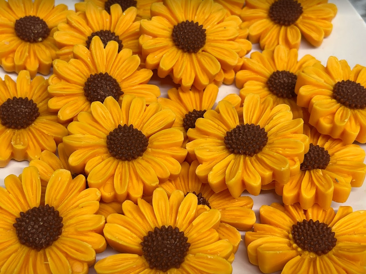 SUNFLOWERS Realistic Floral Flower Wax Melts | 7 Melts | 4.25 oz