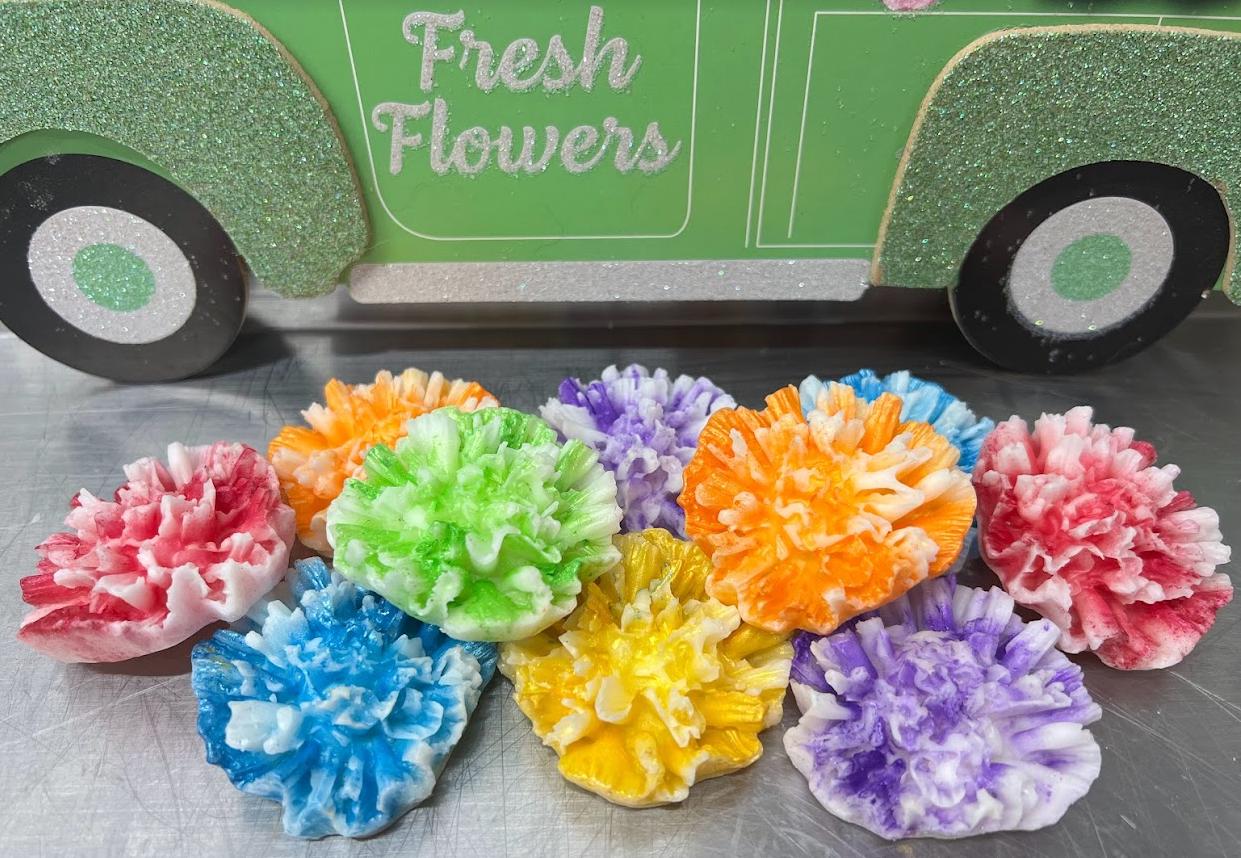 CARNATIONS Realistic Floral Wax Melts | 5 Melts | 3 oz