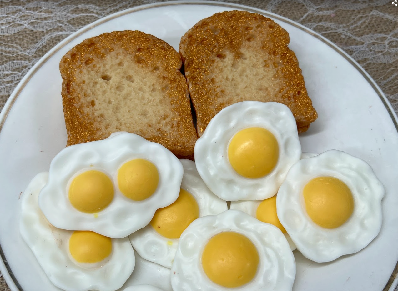 EGGS ON TOAST | Citrus & fruit blend | 8 Wax Melts | 5.25 oz | Home Fragrance