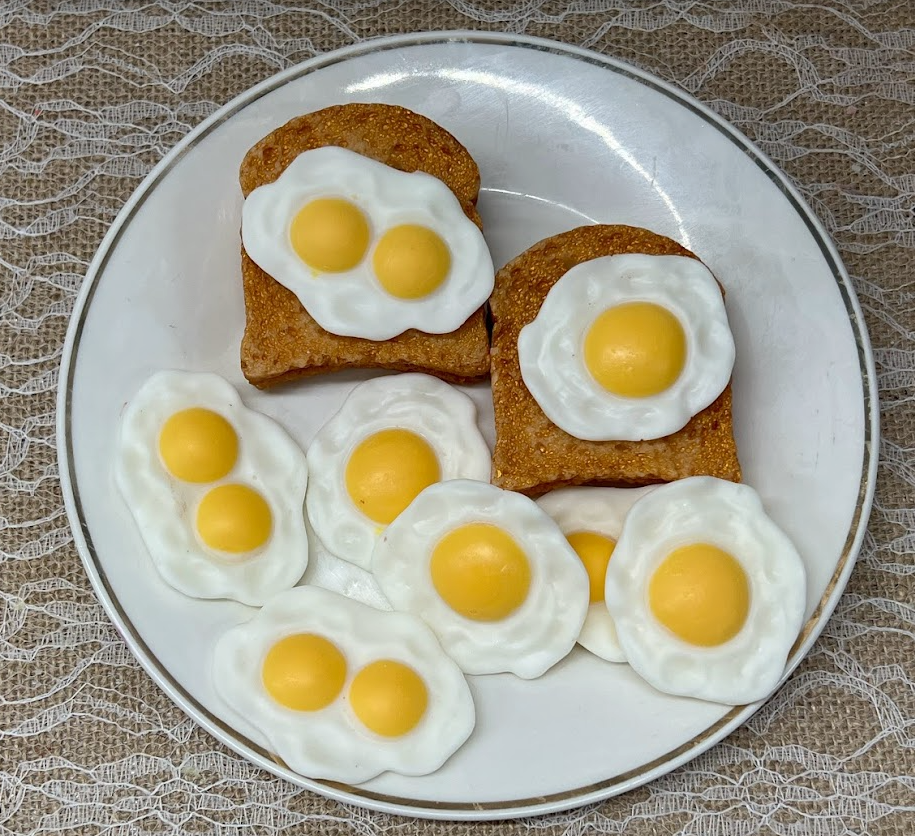 EGGS ON TOAST | Citrus & fruit blend | 8 Wax Melts | 5.25 oz | Home Fragrance