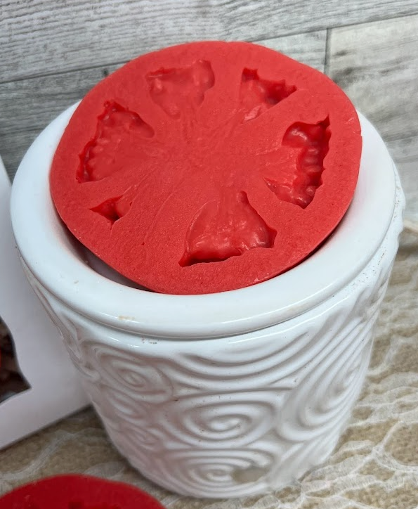 TOMATO SLICES Wax Melts | Tomato Leaf scent | 3 Melts | 4.5 oz