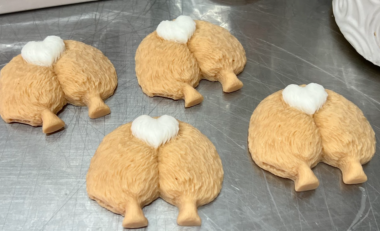CORGI BUTTS dog shaped wax melts | Butt Naked scent