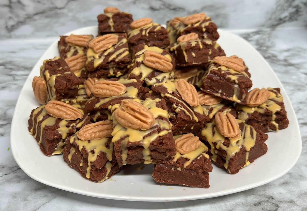 TURTLE BROWNIE BITES Wax Melts | Brownies, Pecans & Pralines scented | 6 oz