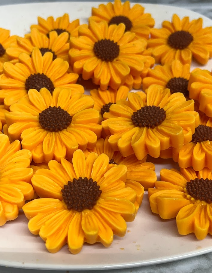 SUNFLOWERS Realistic Floral Flower Wax Melts | 7 Melts | 4.25 oz