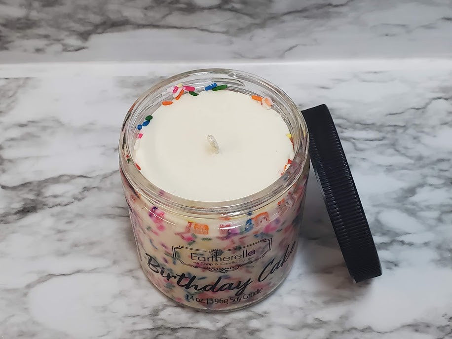 BIRTHDAY CAKE w/SPRINKLES Soy Candle 14 oz jar